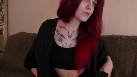 Caroline online show from 11.11.25