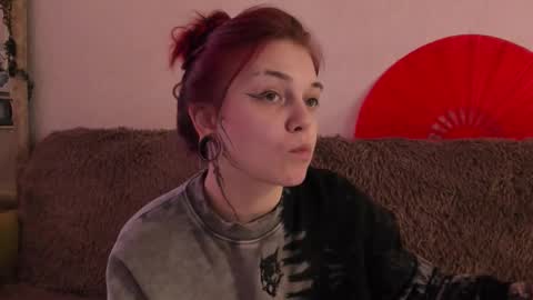 Snapshot of _caroline_coy chatting on 02.04.26 Caroline online show from 02.04.26