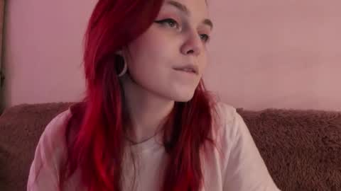 Snapshot of _caroline_coy chatting on 02.11.26 Caroline online show from 02.11.26