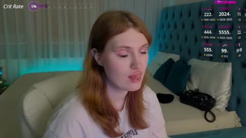 Snapshot of _chlo_e chatting on 12.17.24 Alisa NO NUDE online show from 12.17.24