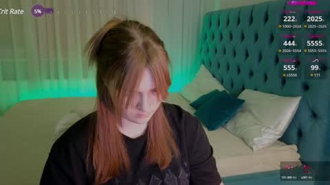 Snapshot of _chlo_e chatting on 12.20.24 Alisa NO NUDE online show from 12.20.24