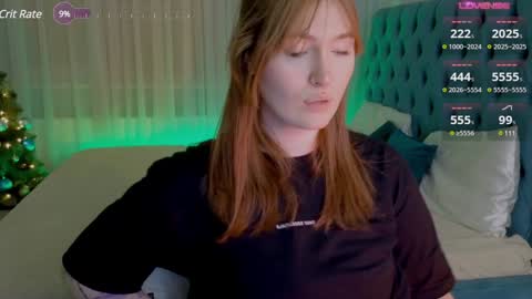 Snapshot of _chlo_e chatting on 12.22.24 Alisa NO NUDE online show from 12.22.24