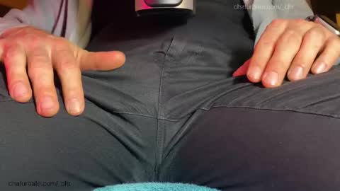 Snapshot of _chr chatting on 11.27.25 Chris online show from 11.27.25