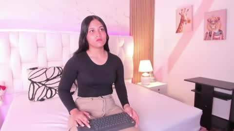 _cloe_vega online show from 08.04.26
