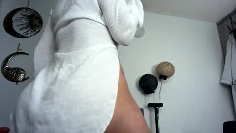  cristal ayala online show from 01.20.25