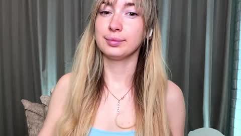 _crystal_moon_1 online show from 11.18.25