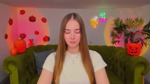 Erika online show from 10.28.25