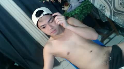 Snapshot of _cumwithrussel chatting on 03.02.26 Russ online show from 03.02.26