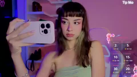 _cute_isabella_ online show from 07.04.26