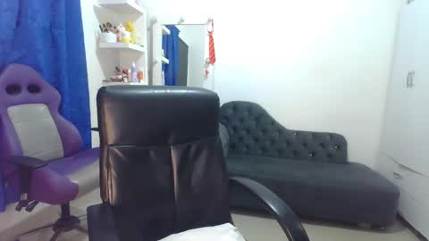 Snapshot of _cute_katy_ chatting on 02.26.25 Katherine Shedule 10pm -4 am Colombia hour online show from 02.26.25