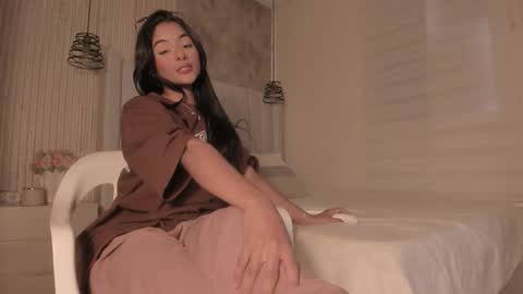 Snapshot of _dakota_a chatting on 09.25.25 Dakota online show from 09.25.25