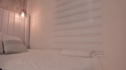 Snapshot of _dakota_a chatting on 10.17.25 Dakota online show from 10.17.25