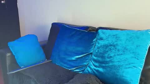 Snapshot of _dantfox_ chatting on 10.22.25 Dante online show from 10.22.25