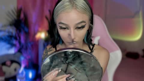 paula online show from 01.28.25