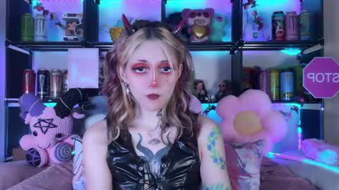 Kate online show from 05.25.26