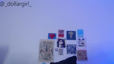 Abril online show from 09.19.25
