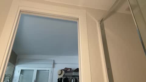 Snapshot of _elena_barra chatting on 09.27.25 elena barra online show from 09.27.25