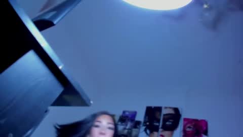 Elettra online show from 02.17.25