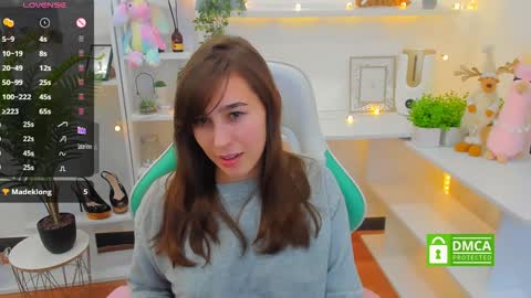 Lizzy  online show from 12.18.24