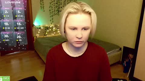 Snapshot of _elven_dreams__ chatting on 12.15.24 chloue and Gretta online show from 12.15.24