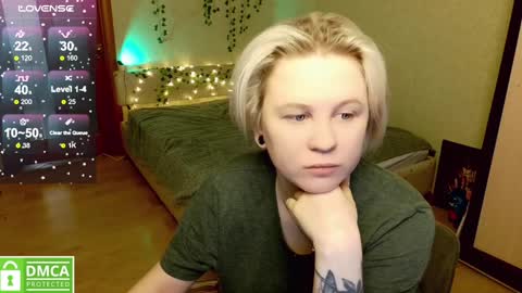 Snapshot of _elven_dreams__ chatting on 12.16.24 chloue and Gretta online show from 12.16.24