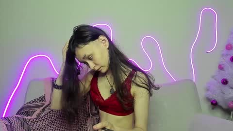 _emily__strike_ online show from 01.04.25