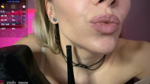 Snapshot of _emily__sweety_ chatting on 01.03.25 Emily online show from 01.03.25