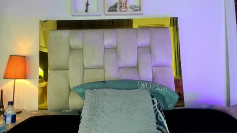 Isabella online show from 12.18.24