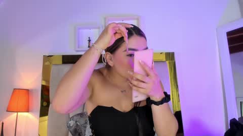 Isabella online show from 01.11.25