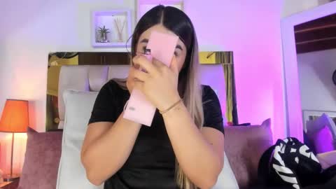 Isabella online show from 10.20.25