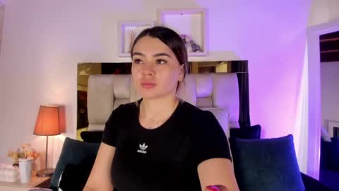 Isabella online show from 04.11.26