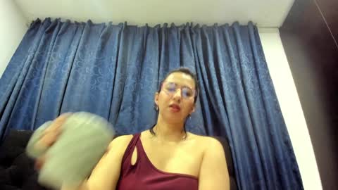 Emma online show from 12.03.24