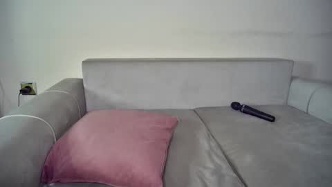 Snapshot of _emma_sugar chatting on 10.11.25 Emma Sugar online show from 10.11.25