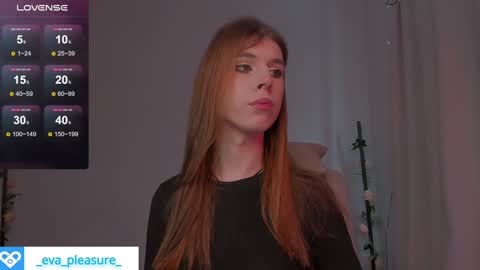 Snapshot of _eva_pleasure_ chatting on 01.25.25 Eva online show from 01.25.25