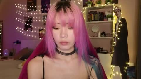 Snapshot of _eve____ chatting on 03.01.26 EveEva online show from 03.01.26