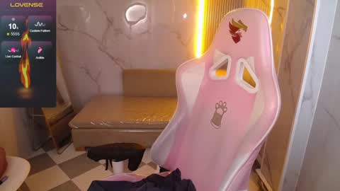  evoni  online show from 10.09.25