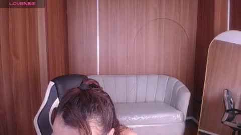  evoni  online show from 11.09.25