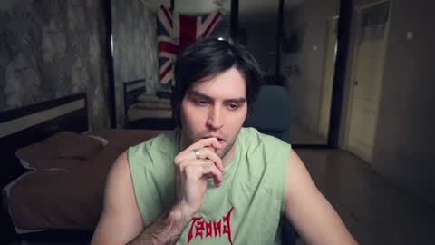 Snapshot of _fatrabbit chatting on 12.17.24 Keanu online show from 12.17.24