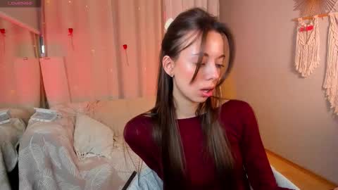 Goldy Grace online show from 02.15.26