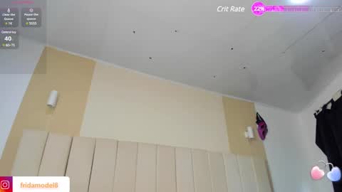 Snapshot of _frida_1 chatting on 02.04.25 Frida online show from 02.04.25