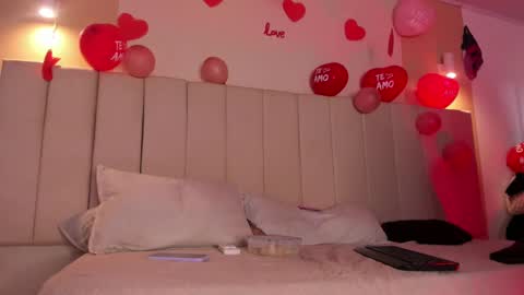 Snapshot of _frida_1 chatting on 02.18.25 Frida online show from 02.18.25