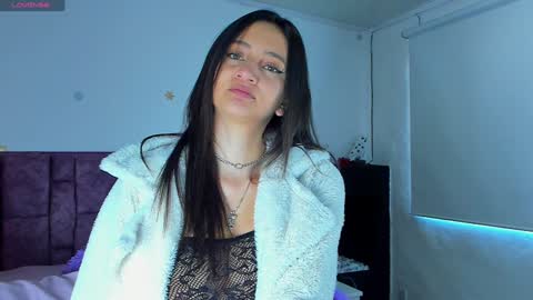 Snapshot of _gabbyx_ chatting on 01.10.25 Gabby online show from 01.10.25