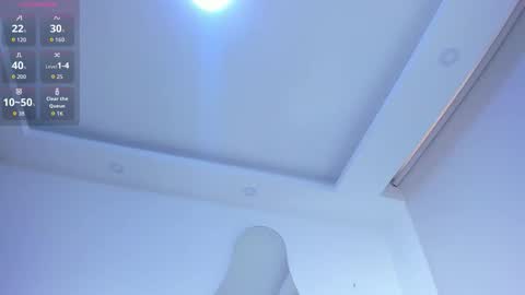 Snapshot of _gabbyx_ chatting on 09.28.25 Gabby online show from 09.28.25