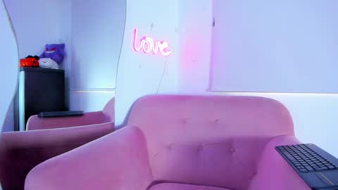 Snapshot of _gabbyx_ chatting on 10.01.25 Gabby online show from 10.01.25