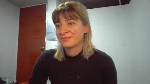 Mia-foster online show from 04.07.26