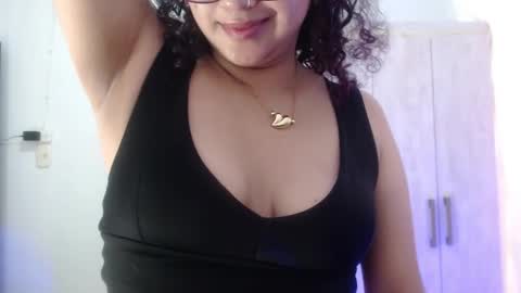 Gia Independent model online show from 10.29.25