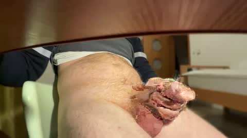 Ginger boy online show from 11.17.25