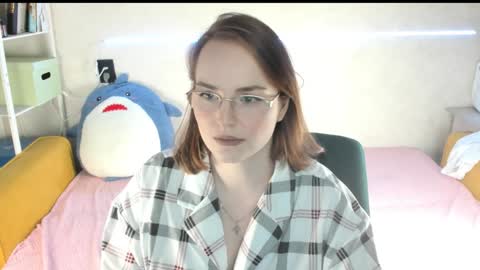 Snapshot of _gingermean_ chatting on 12.14.24 GingerMean online show from 12.14.24