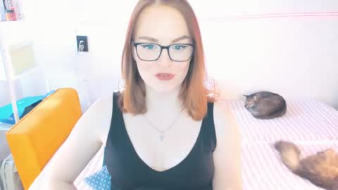 Snapshot of _gingermean_ chatting on 03.04.25 GingerMean online show from 03.04.25