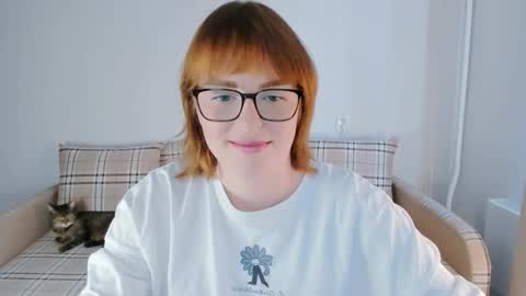 Snapshot of _gingermean_ chatting on 09.30.25 GingerMean online show from 09.30.25